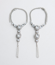 Load image into Gallery viewer, Love Story barefoot sandals - Silver